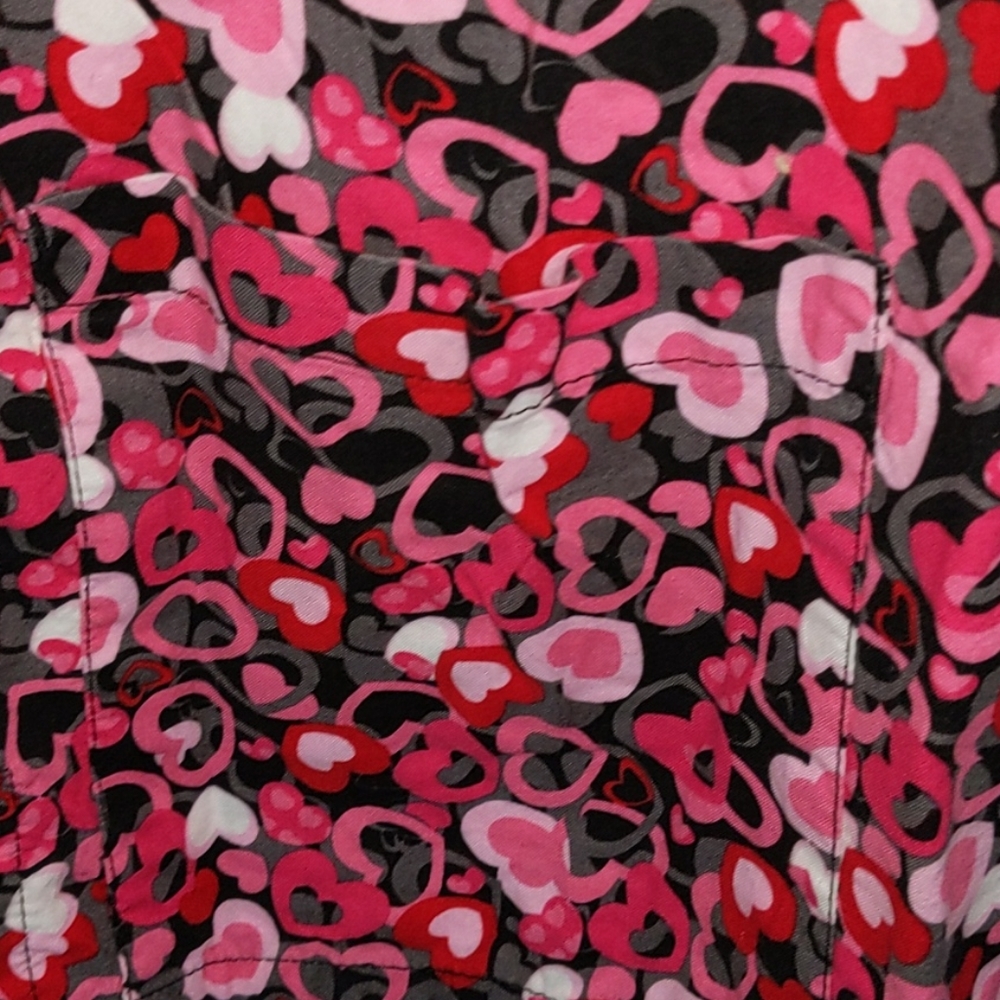 Tafford Women's Size XS Valentine Heart Print Scrub Top - Picture 4 of 7